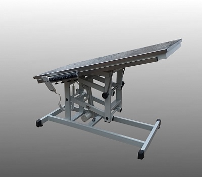 Хирургический стол с наклонной столешницей Артикул SVX-5